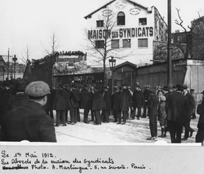 1912年5月1日、パリのメゾンデシンディキャッツ周辺（bw写真）